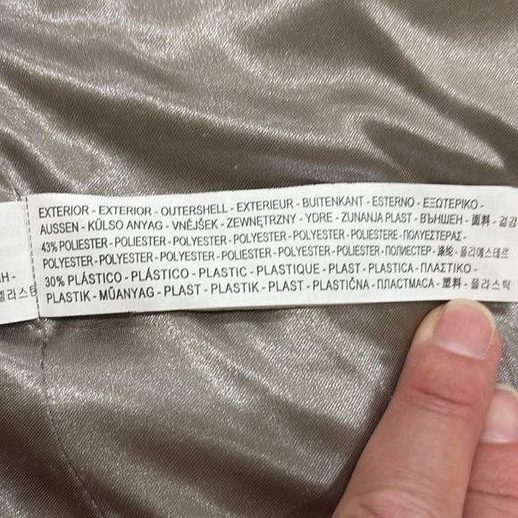 Stradivarius blazer. Sparkly. Tan / champagne color. Large - Picture 9 of 9